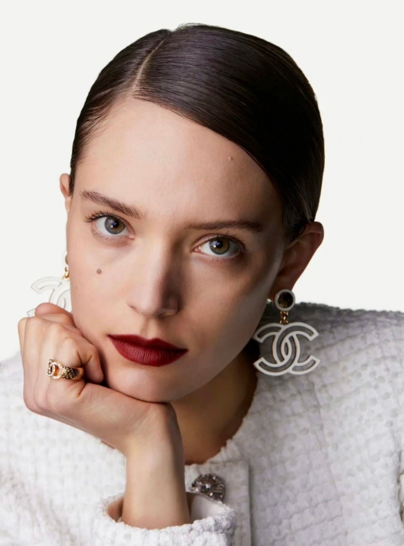 Ch**el earrings